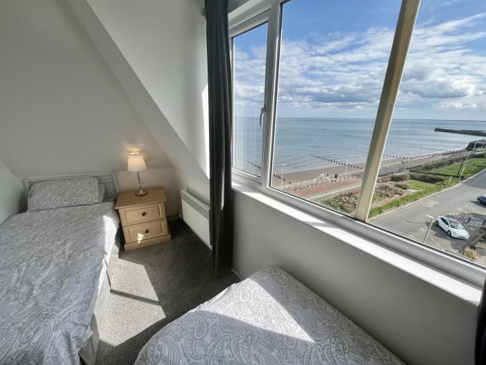 Bayside, Bridlington, Yorkshire. Sea views. Close to beach. Ground-floor living. Open plan. Balcony.