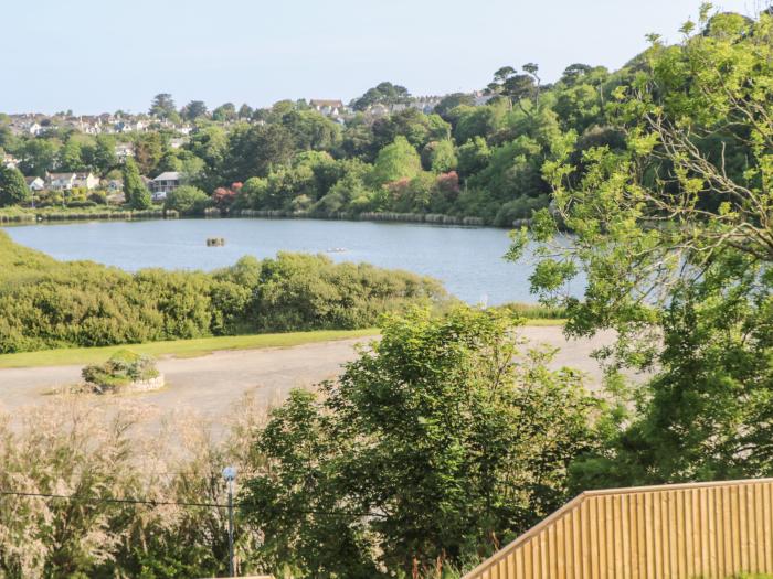 2 The Dunes is near Falmouth, in Cornwall, ground-floor apartment with sea and beach views, central