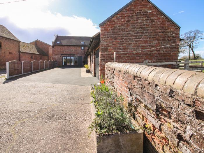 The Granary, Edgmond, Shropshire, Near the Shropshire Hills Area of Outstanding Natural Beauty, 3bed