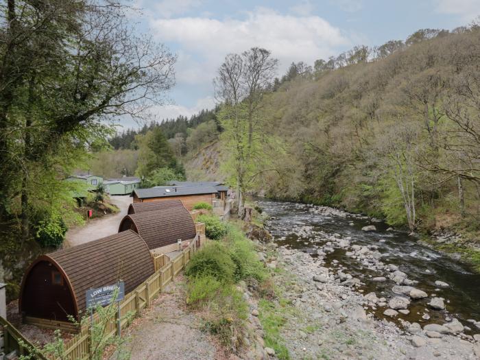 Canadian Cabin 37, is in Keswick, Cumbria. Off-road parking, in a National Park, pet-friendly, 2-bed