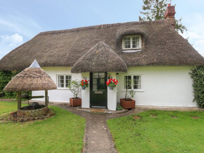 Thatch Cottage, Buckland Newton, Dorset, open fire, dog-friendly, off-road parking, enclosed garden.