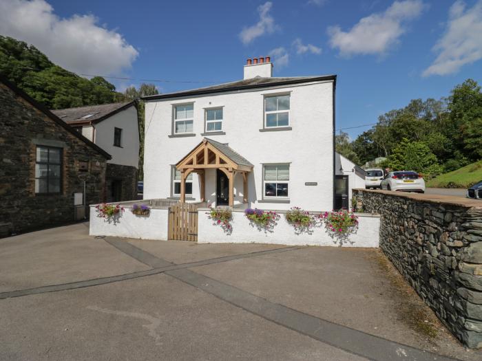 Briery House, in Keswick Cumbria. In National Park. Near amenities and river. Family-friendly. Pets.