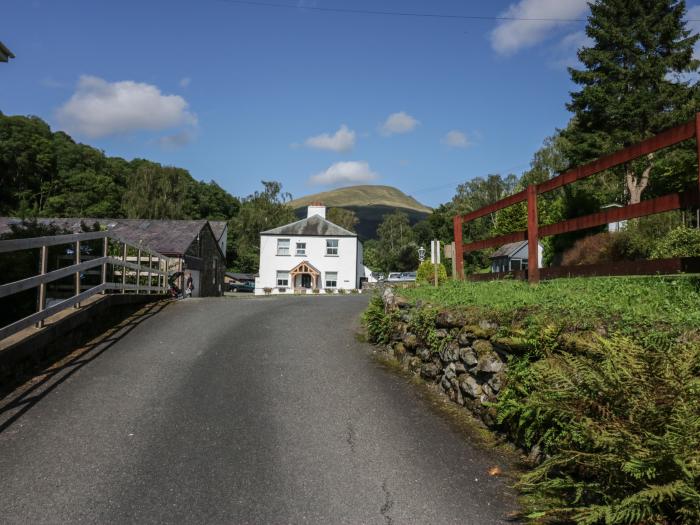 Briery House, in Keswick Cumbria. In National Park. Near amenities and river. Family-friendly. Pets.