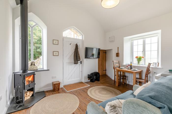 Sunday School, Winkleigh, Devon. Off-road parking. Grade-II listed. Near National Park. Ground-floor