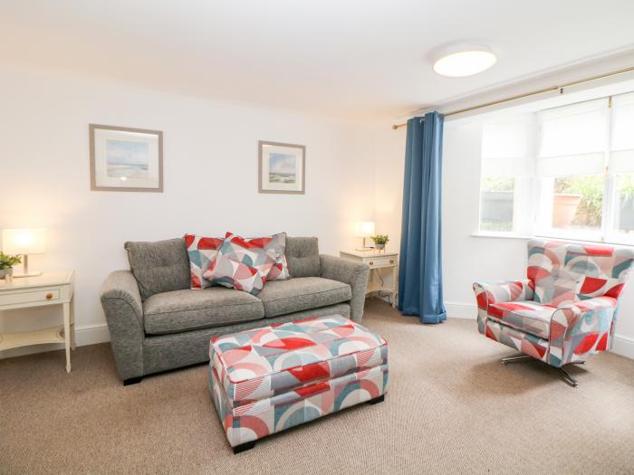 Garden Apartment, is in Buxton, Derbyshire. Lower-ground-floor apartment, near National Park. 2 bed.