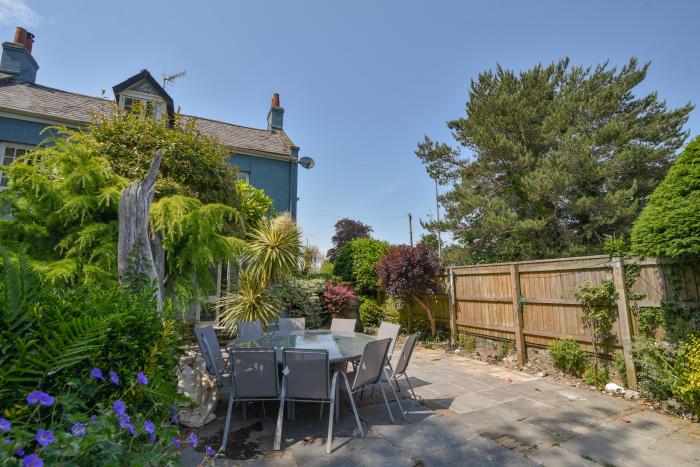 Braeside is in Lyme Regis, in Dorset. Five-bedroom home with sea views, and near beach and amenities