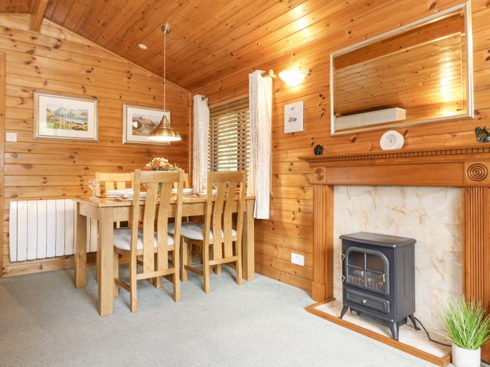 Ennerdale Lodge, Burnside Park near Keswick, Cumbria. Off-road parking. Close to a shop and pub. TV.