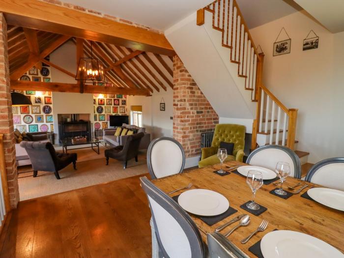 The Millhouse, near Welland, Worcestershire, Malvern Hills Area of Outstanding Natural Beauty. 4bed.