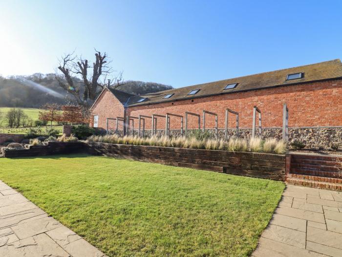 The Millhouse, near Welland, Worcestershire, Malvern Hills Area of Outstanding Natural Beauty. 4bed.