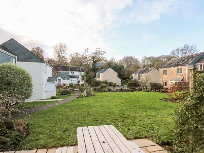 58 Pendra Loweth, Falmouth, Cornwall, In The Lizard Heritage Coast, Two bedrooms, Parking, Open plan