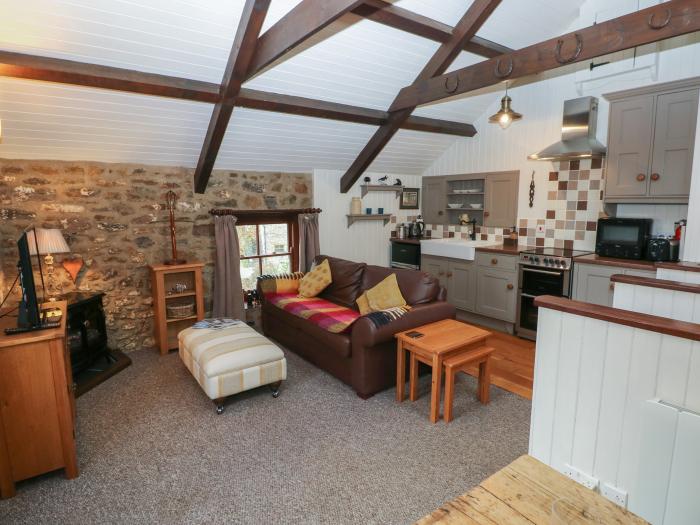 Coach House nr Broad Haven, Pembrokeshire. Beach nearby. Close to Pembrokeshire Coast National Park.