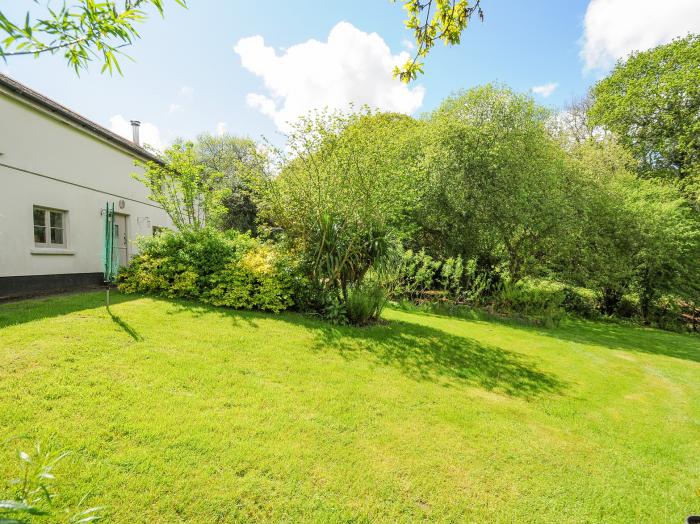 Sherwell Farm Cottage Sherwell near Drakewalls, Cornwall, off-road parking, countryside, in an AONB.