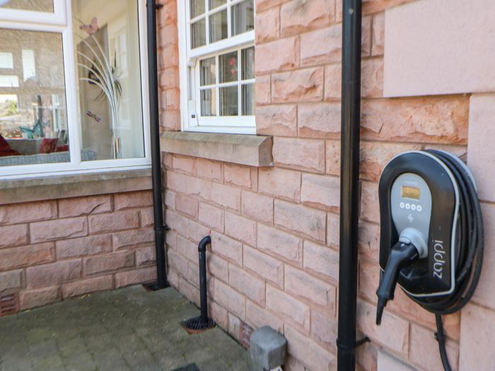 Larch House, Appleby-In-Westmorland, Cumbria. Four-bedroom home near National Park. Pets. EV charger