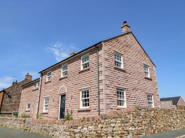 Larch House, Appleby-In-Westmorland, Cumbria. Four-bedroom home near National Park. Pets. EV charger