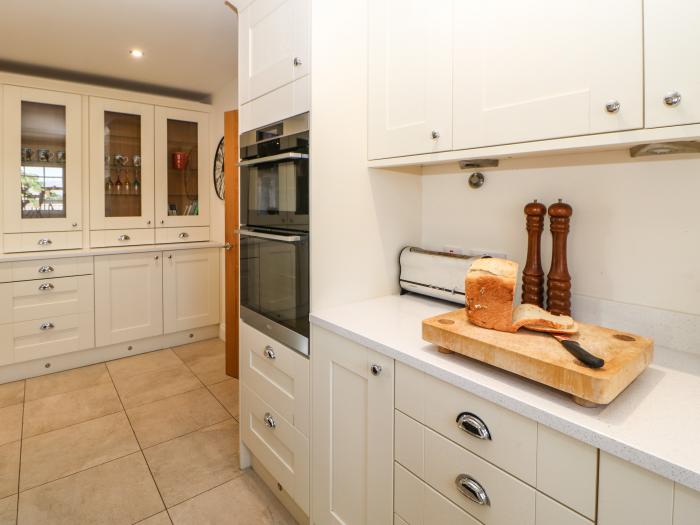 Larch House, Appleby-In-Westmorland, Cumbria. Four-bedroom home near National Park. Pets. EV charger