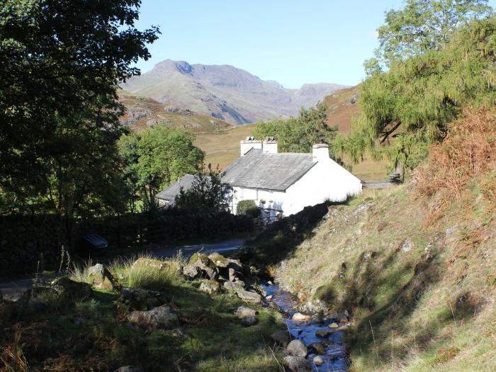 High Rigg Apartment, Bowness-On-Windermere, Lake District National Park, Second-floor, Open plan, TV