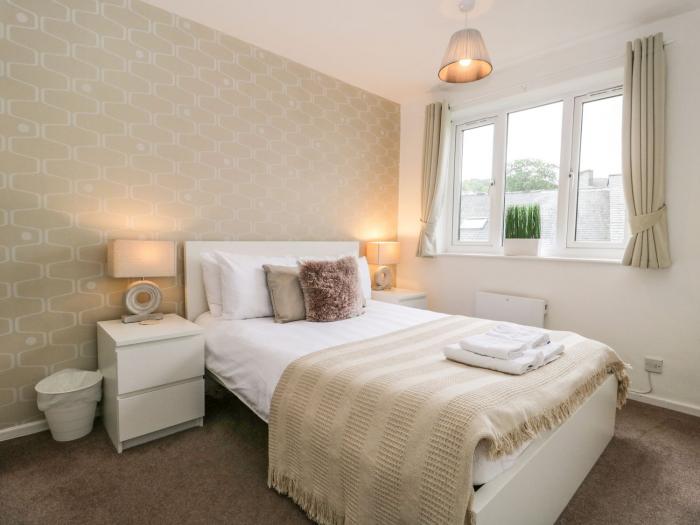 High Rigg Apartment, Bowness-On-Windermere, Lake District National Park, Second-floor, Open plan, TV