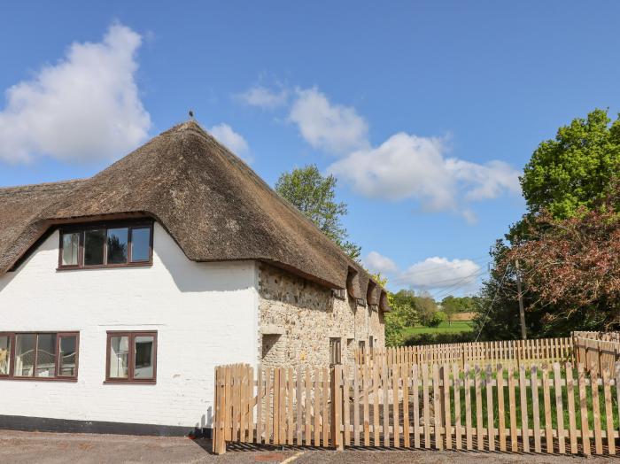 Rose Cottage at Treaslake Farm near Honiton, Devon. 2 bedrooms. Pet-friendly. Child-friendly. Rural.