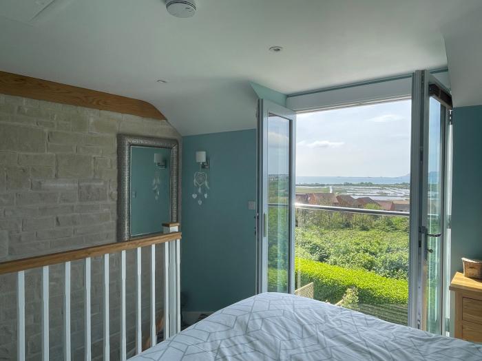 Blue Waters in Weymouth, Dorset. One-bedroom home, ideal for a couple, near the beach and amenities.