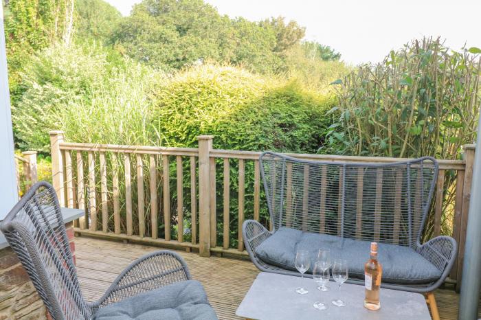 5 Court Cottage near Dartmouth, Devon. Two-bedroom holiday home near AONB. Stylish. Enclosed garden