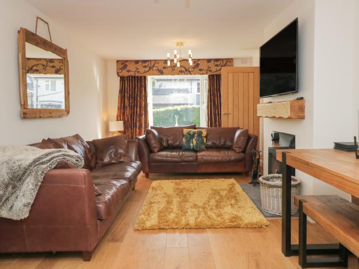 Ananda House, Windermere, Lake District. Three bedrooms. Off-road parking. Pet-friendly. Rear garden