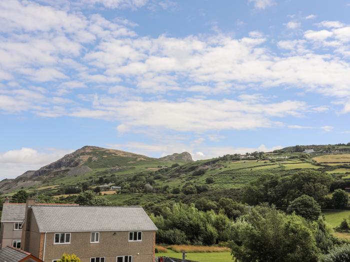 Maes Y Ddol, Nefyn, Gwynedd, North Wales, Near Snowdonia National Park, Close to Traeth Nefyn, 3 bed