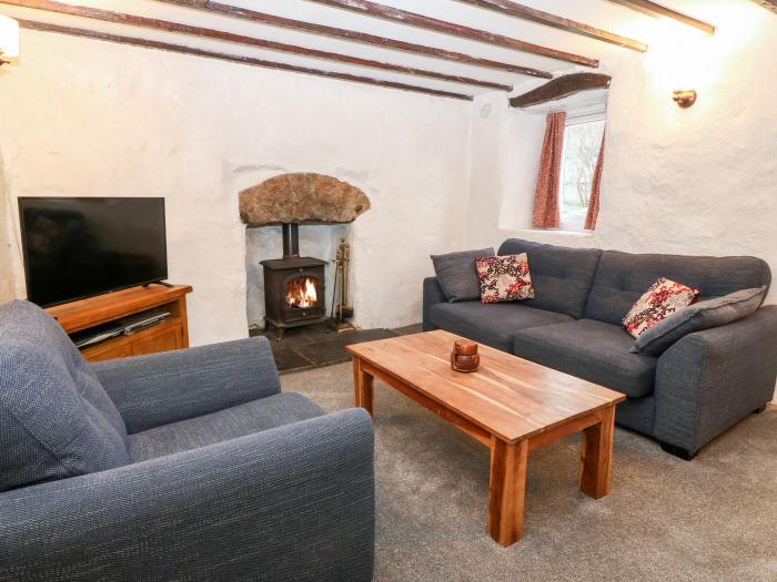 Is Y Graig, Beddgelert, Gwynedd. Pet-friendly. Character property. Woodburner. In National Park. TV.