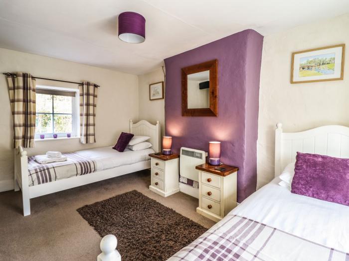 Pen y Bont, near Mallwyd, Gwynedd. Eryri. Off-road parking. Pet-friendly. Child-friendly. Riverside.