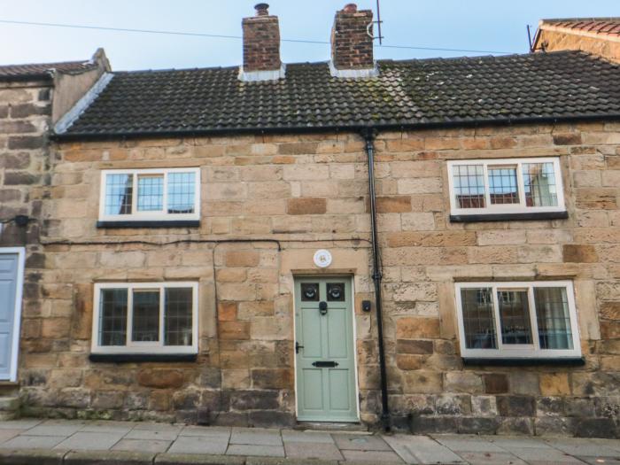 Inglenook Cottage, Guisborough, North Yorkshire. Woodburning stove. Pet-free. Enclosed garden patio.