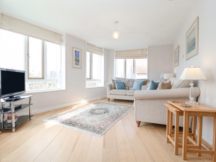 23 Tibby's Way in Southwold, Suffolk. Central location. Family-friendly. WiFi. Open-plan. Travel cot