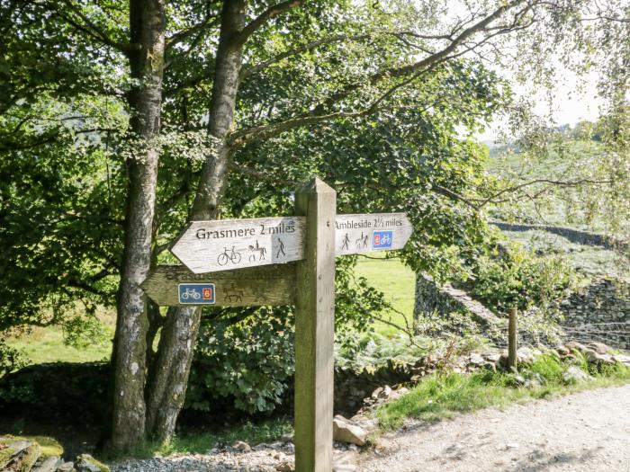 43 Pony Meadow in Troutbeck Bridge, Cumbria. In a National Park. Ground-floor living. Close to shop.