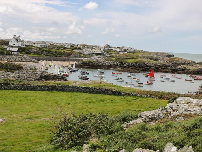 Twyn Haf, Trearddur Bay