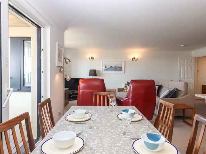 14 Burgh Island Causeway, Bigbury-On-Sea. First-floor apartment. Stunning sea and beach views. WiFi.