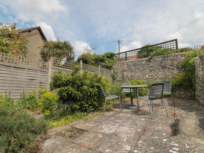 Lavendar Cottage, Lyme Regis, Dorset. Character cottage. Over three floors. Pet-friendly. Beach near