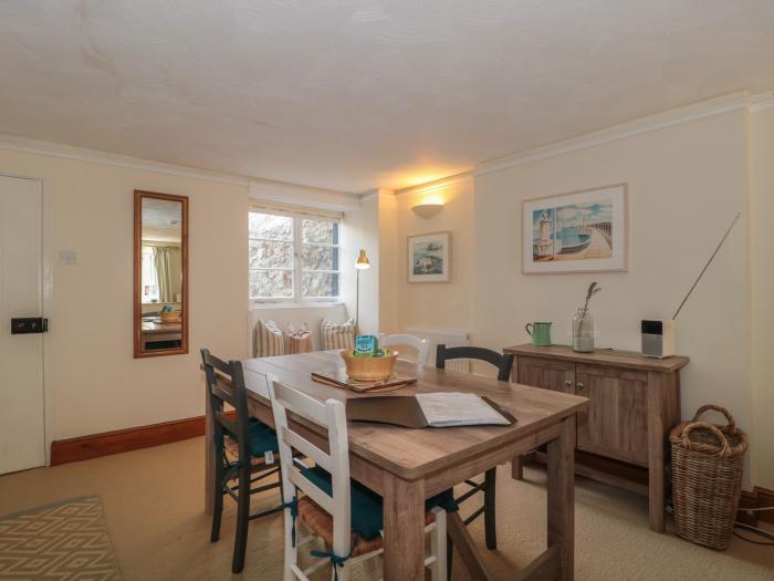 Lavendar Cottage, Lyme Regis, Dorset. Character cottage. Over three floors. Pet-friendly. Beach near