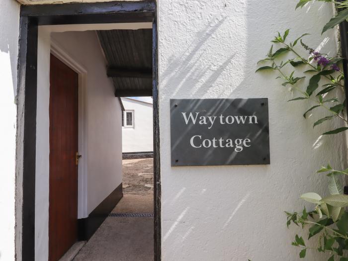 Waytown Cottage, Shirwell Cross near Barnstaple, Devon. Near a National Park. Off-road parking. 3bed