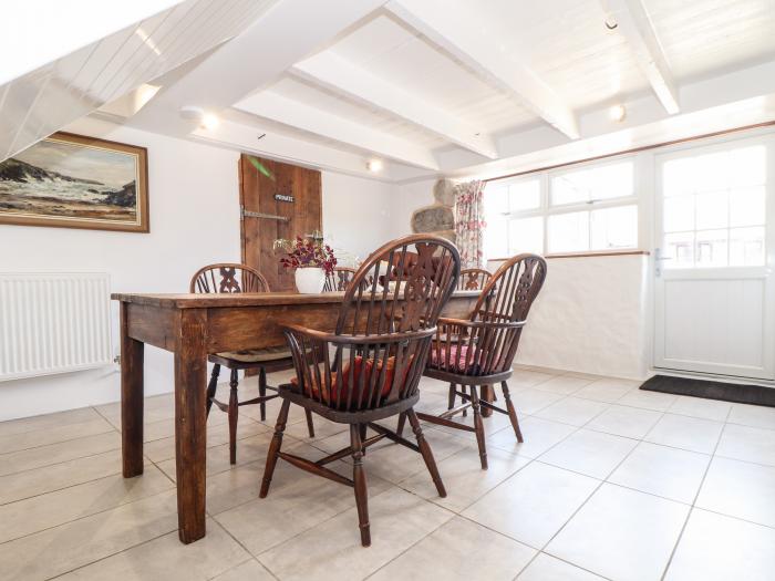 The Barn at Trevothen Farm, Coverack, Cornwall. Two-bedroom barn conversion with sea glimpses, WiFi.