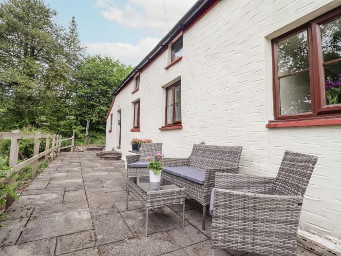 Cefn near Mallwyd, Powys. Two-bedroom, traditional cottage with countryside views. Nr National Park.