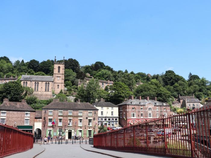 The Olde Drill House in Ironbridge, Shropshire. Two-bedroom, riverside home. Close to shops and pubs