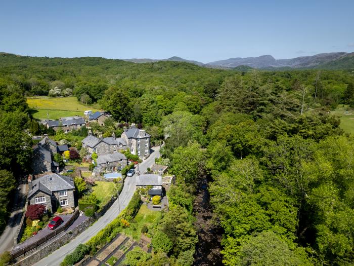 Gwynfryn House in Llanbedr, Gwynedd. In National Park. 5-bed, listed home. Near beach and amenities.