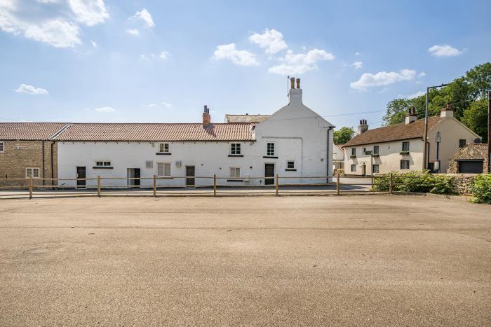 The Old Bells, Campsall near Norton, Doncaster. Amenities nearby. Games room. Hot tub. Pet-friendly.