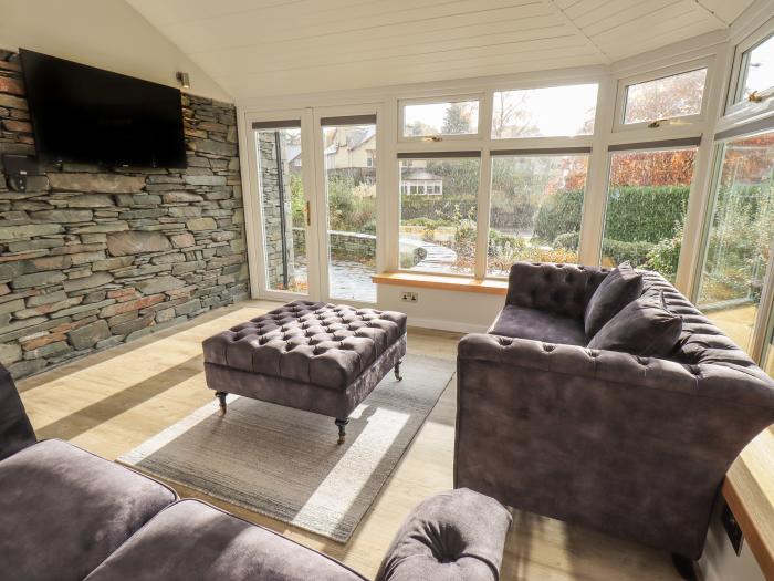 The Birches, Windermere, Cumbria. Close to a shop, a pub and a lake. Off-road parking. 4 bedrooms TV