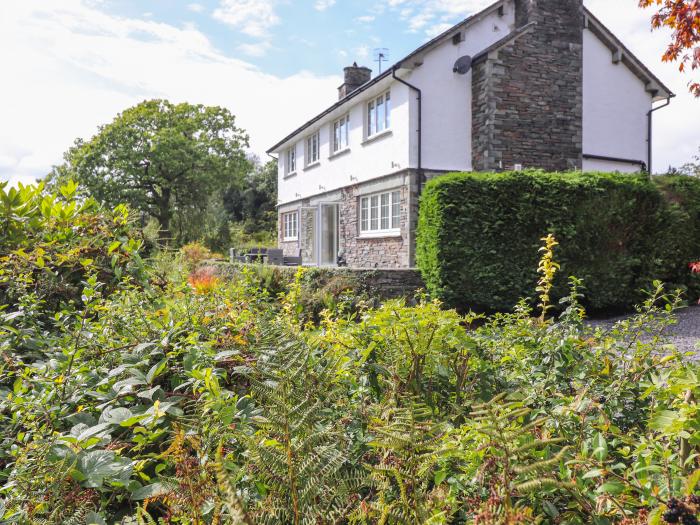 The Birches, Windermere, Cumbria. Close to a shop, a pub and a lake. Off-road parking. 4 bedrooms TV