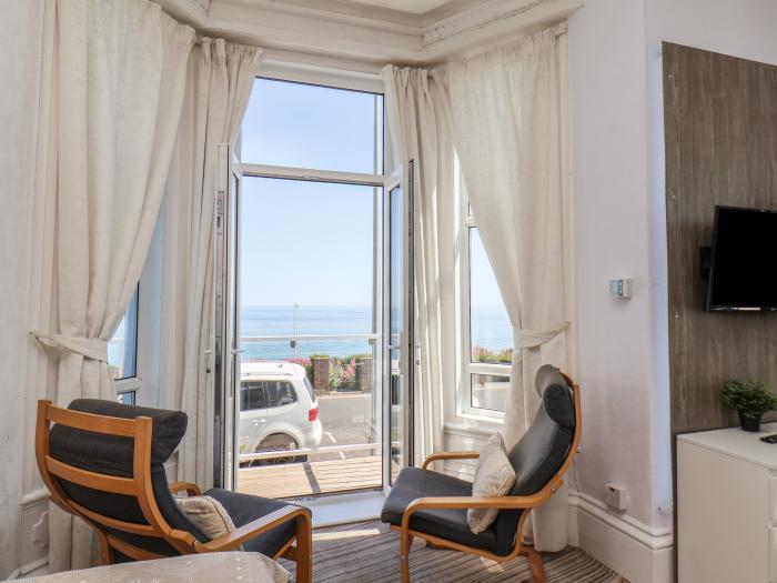 Apartment 2 Beaconsfield House, Bridlington, East Riding of Yorkshire. Close to the beach. Open plan