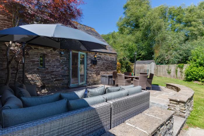 The Coach House is near Padstow, in Cornwall. Four-bedroom, stylish home with expansive garden. Pets