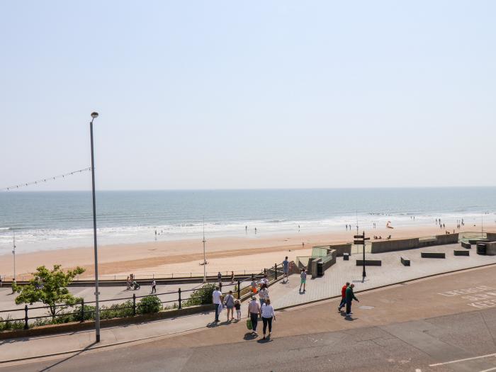 Apartment 6 @52, Apartment 6 @52, Bridlington, East Riding of Yorkshire. Sea view. Close to beach. C