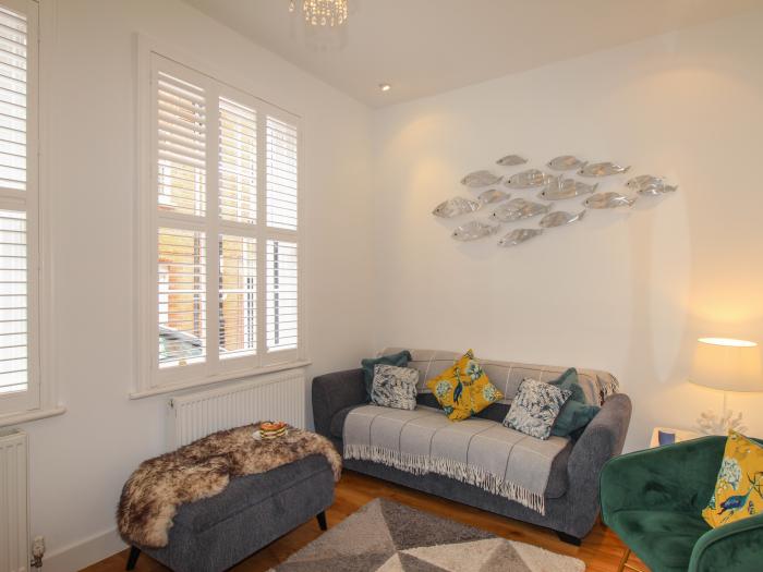 The Cottage, in Weymouth, Dorset. Close to amenities. Close to a beach. Smart TV. Enclosed balcony.