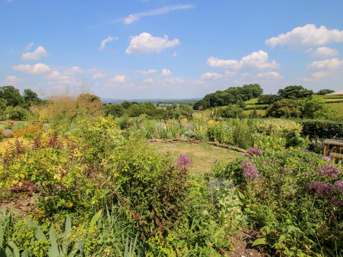 Lower Woodend Cottage, Bircher Common