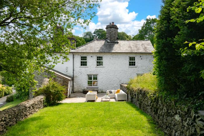 Fron Dderw, in Bala, Gwynedd. Nine-bedroom house with stunning countryside views across North Wales.