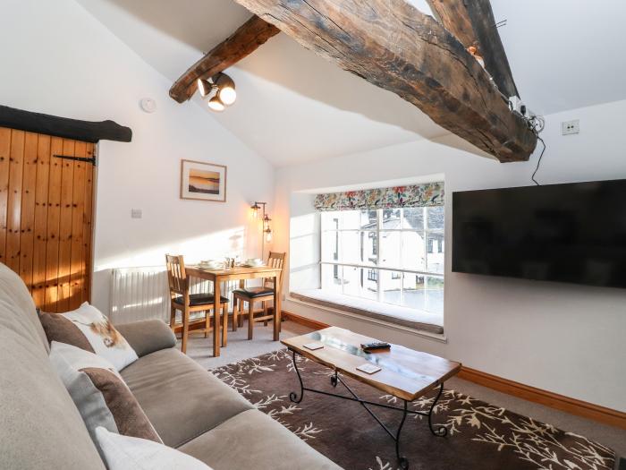 Spinners Loft, in Hawkshead, Cumbria. In Lake District National Park. Central location. Pet-friendly